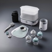 ערכת ההאכלה המלאה Tommee Tippee Complete Feeding Set